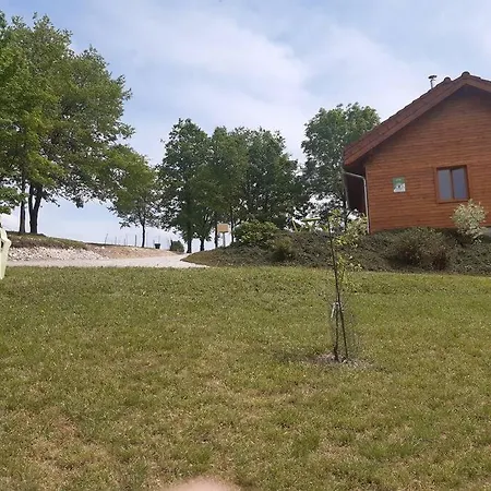 Gite Du Chalet - Le Studio En Pleine Nature Seuzey Exterior photo